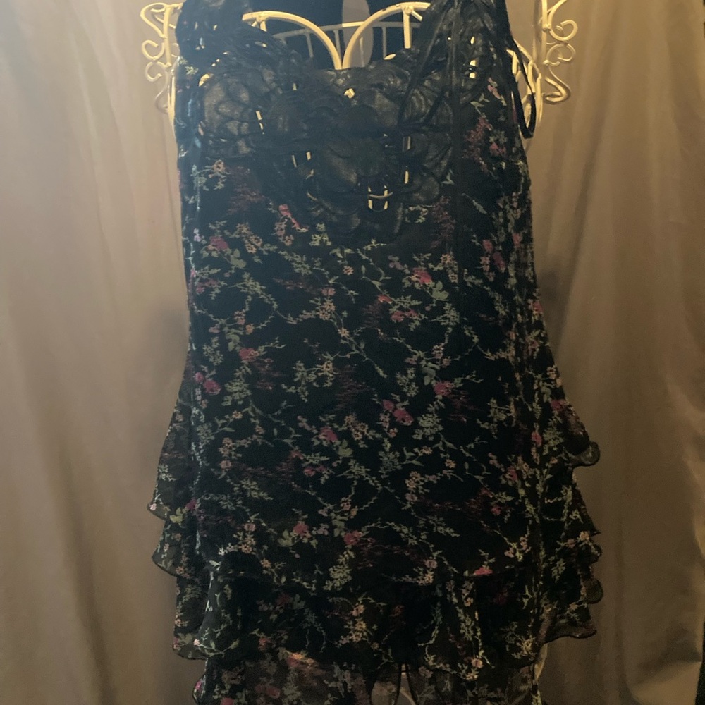 Robin K Black Pink Ruffled Tiered Camisole